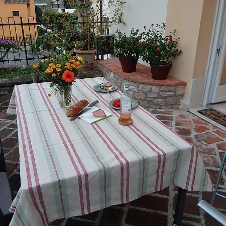 Girasole, Apartment *