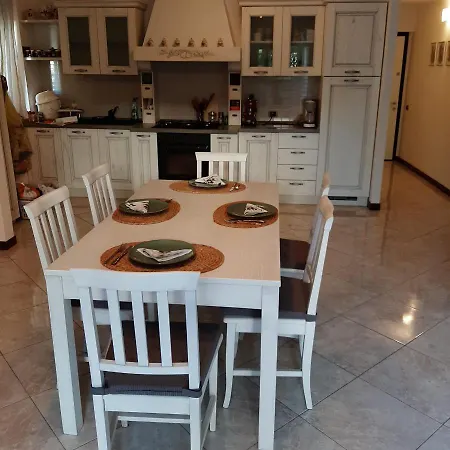 Girasole, Apartment